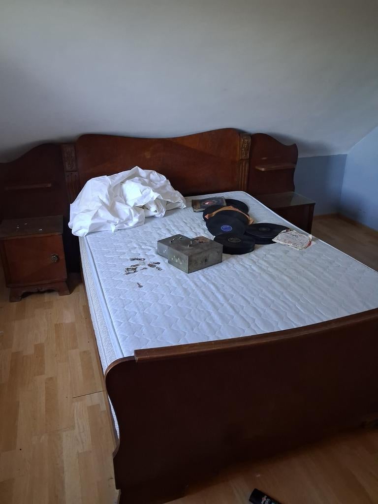 Lit plus armoire à donner, Maison & Meubles, Enlèvement