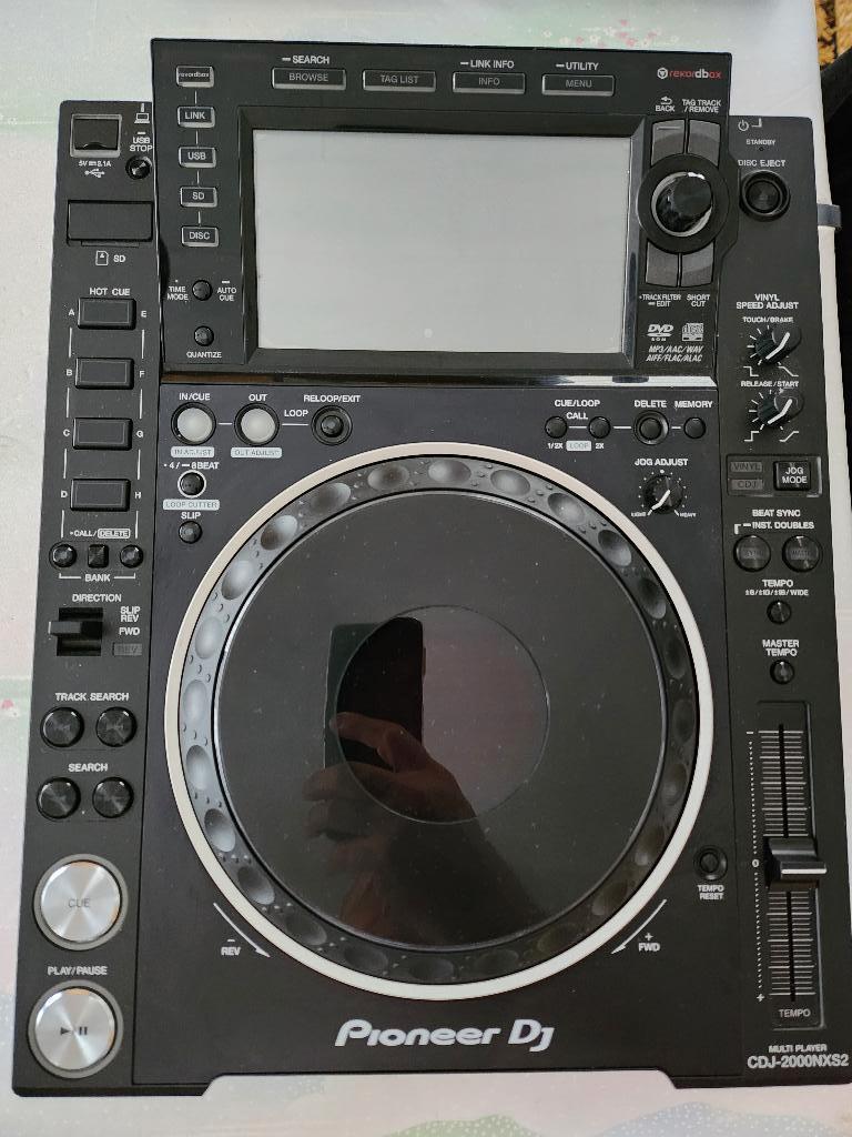 Pioneer DJ set 2 x CDJ 2000 NXS 2 + DJM 900 NXS 2 compleet., Muziek en Instrumenten, Dj-sets en Draaitafels, Ophalen, Zo goed als nieuw