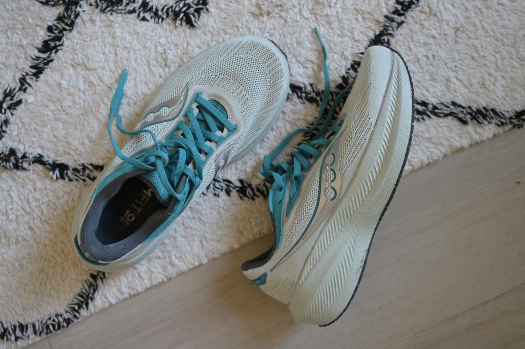 Saucony Triumph 21 Dames maat 40, Ophalen, Hardloopschoenen, Saucony, Zo goed als nieuw