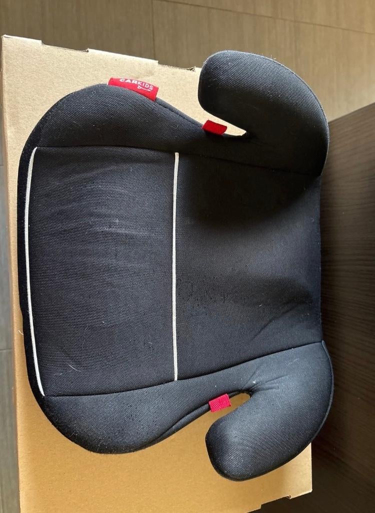 Kinderzitjes / Autostoelverhogers – 2 stuks (apart te koop), Kinderen en Baby's, Autostoeltjes, Ophalen, Gebruikt