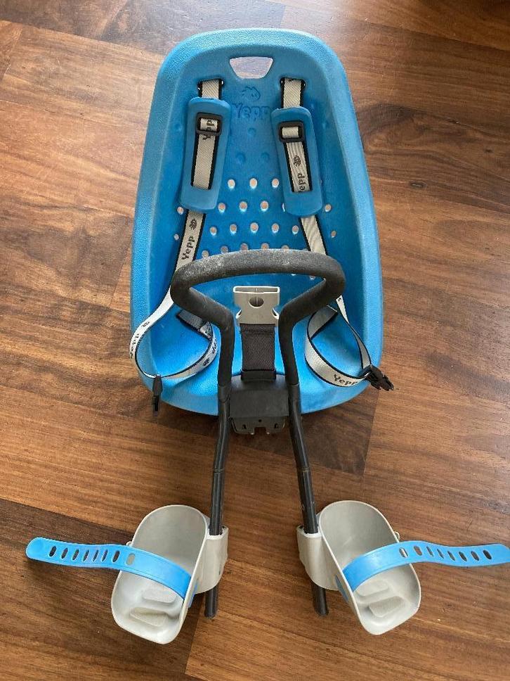 Fietsstoeltje vooraan Yepp mini blue, Fietsen en Brommers, Fietsaccessoires | Fietsstoeltjes, Gebruikt, Voorzitje, 0 t/m 13 kg