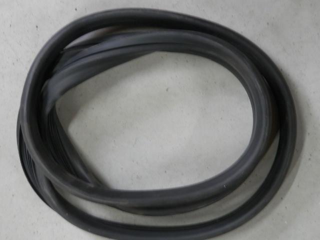 Pare-brise en caoutchouc VW Bus T3, sans cadre décoratif., Autos : Pièces & Accessoires, Vitres & Accessoires, Pièces Oldtimer ou Ancêtre