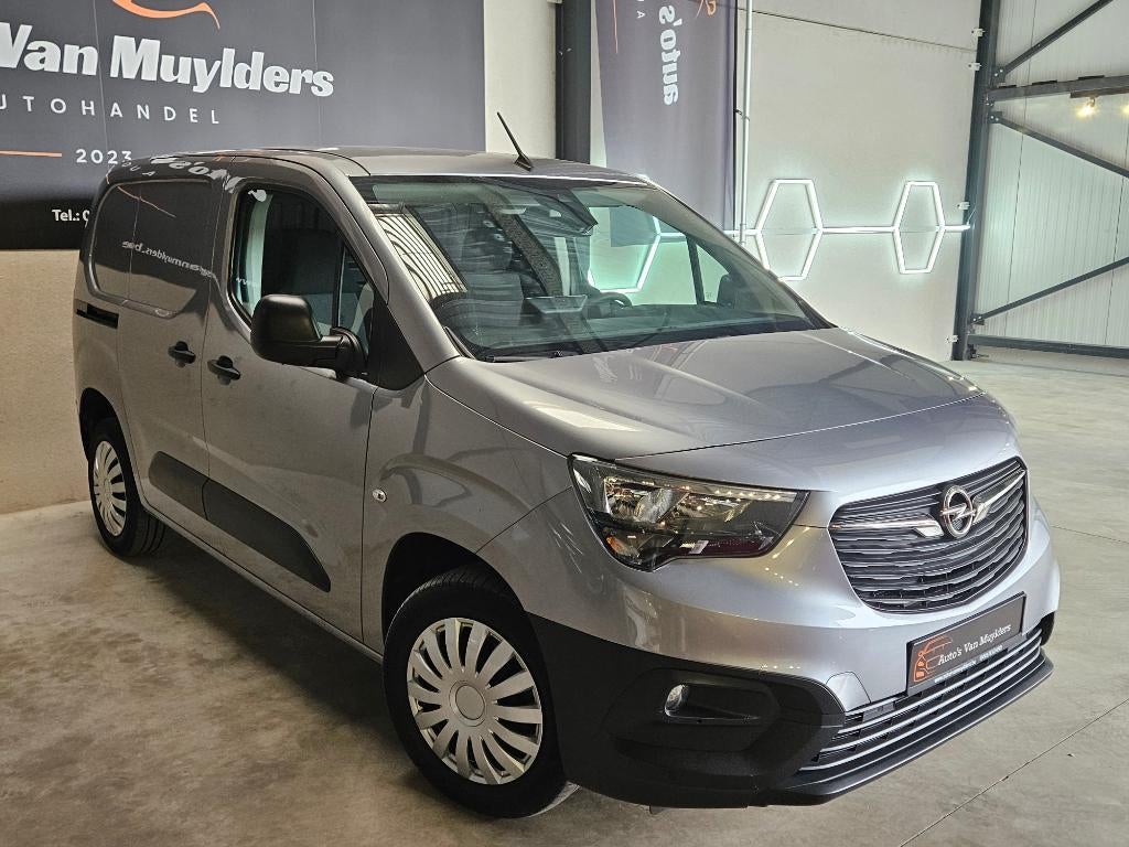 Opel Combo 1.5 Edition 12 mois de garantie VEHICULE TVA, Autos, Achat, 140 g/km, Euro 6, Entreprise
