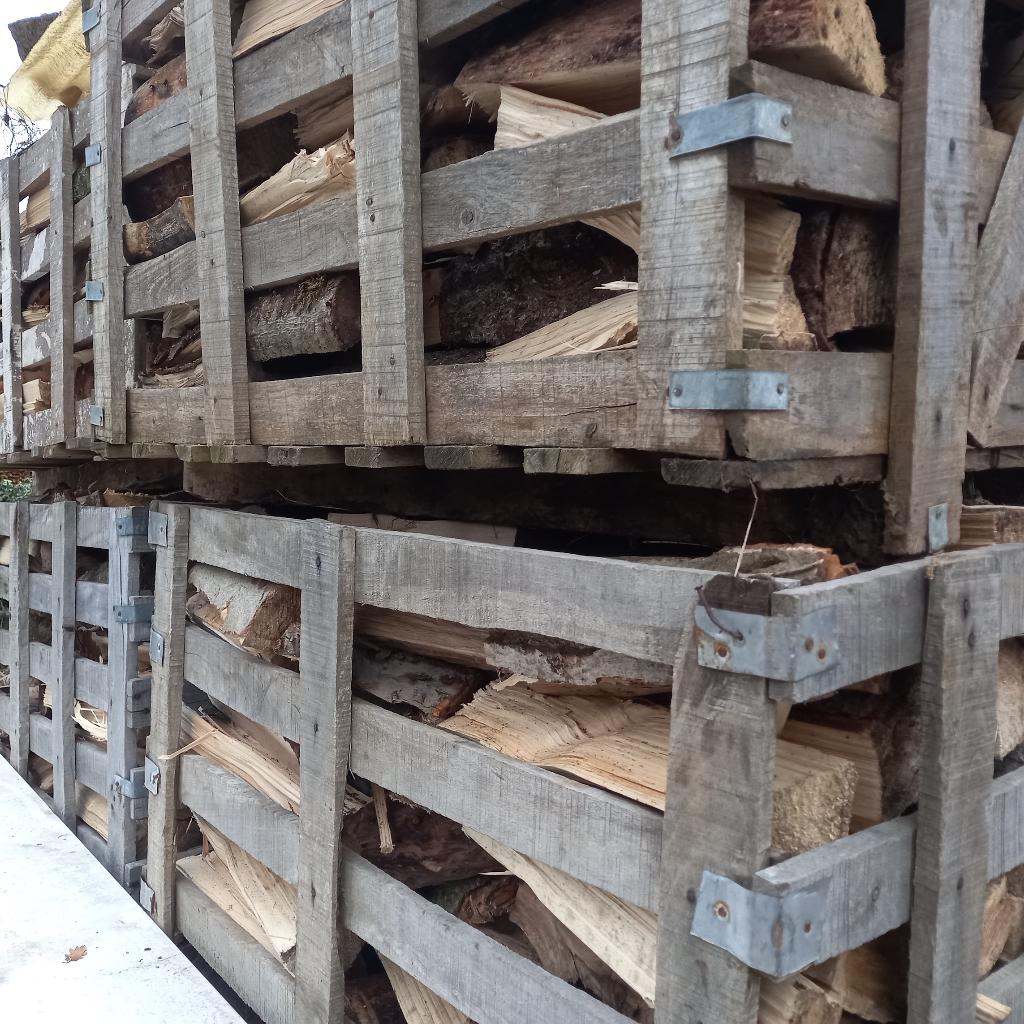 Buches mélange  hêtre chêne fruitier le stère livré 100€, Jardin & Terrasse, Bois de chauffage, Moins de 3 m³, Enlèvement ou Envoi