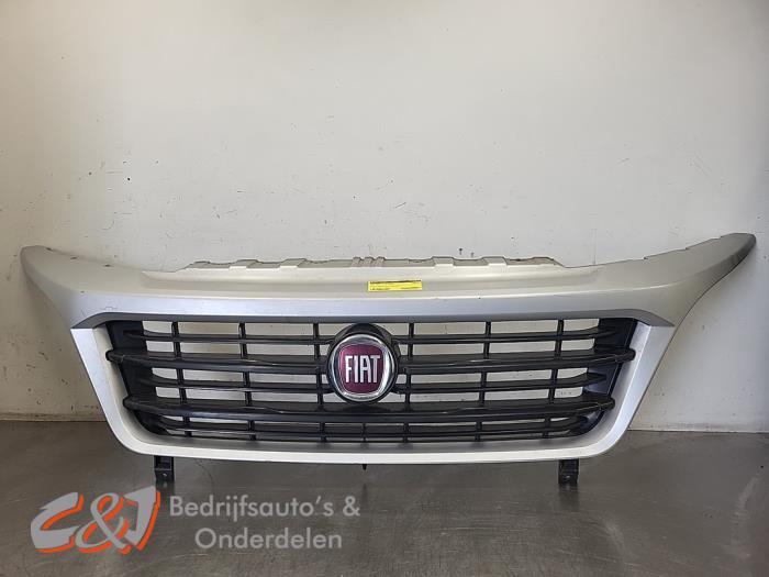Grille van een Fiat Ducato (NVT), Gebruikt, -, -, Ophalen of Verzenden