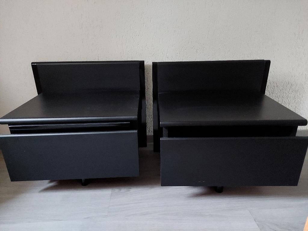 2 tables de chevet, noires, Maison & Meubles, Chambre à coucher | Tables de chevet, Moins de 55 cm, 45 à 65 cm, Bois, Enlèvement