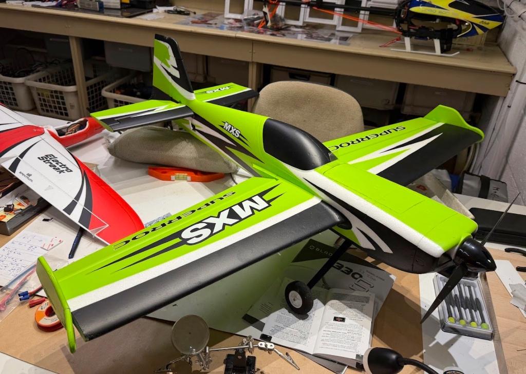 Avion RC complet prêt à voler, Enlèvement, Comme neuf, Électro