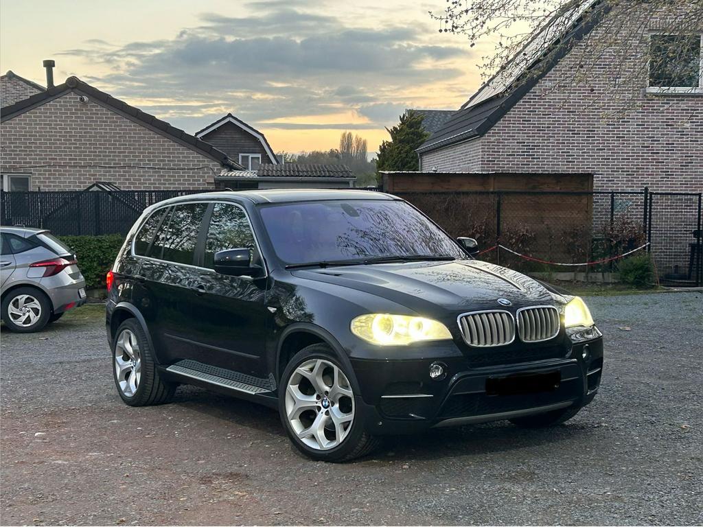 BMW X5 MPAKKET 2010 3.0 DIESEL 251.000KM EURO5 308PK, Auto's, Automaat, Euro 5, X5, Zwart