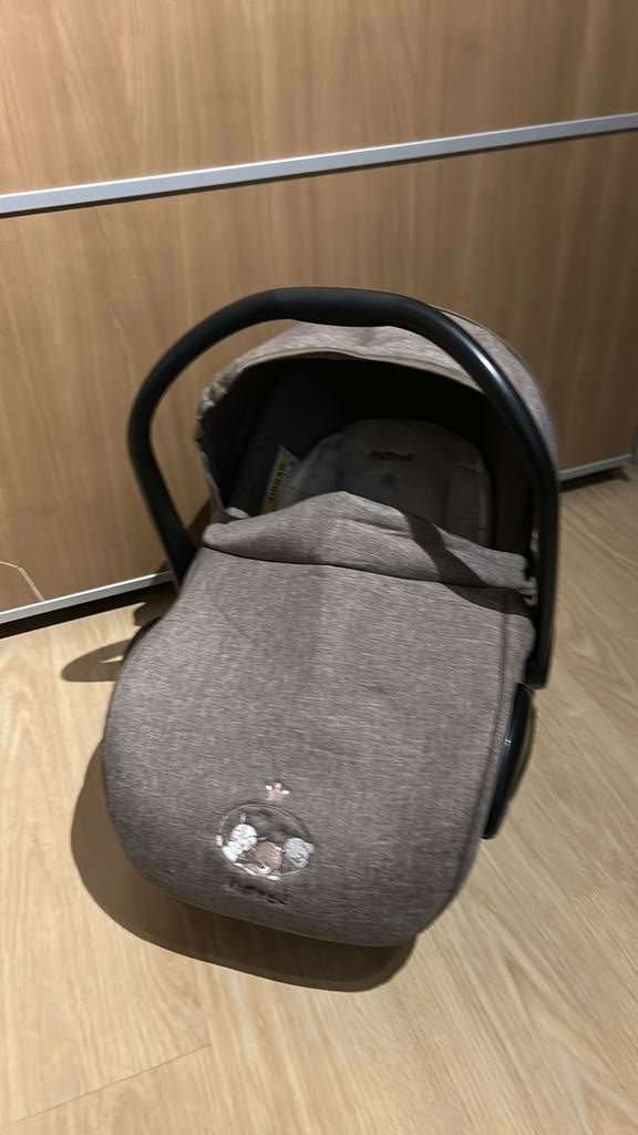 Nattou maxicosy, Enlèvement, Comme neuf