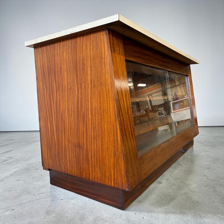 Comptoir/comptoir/vitrine vintage en bois, Maison & Meubles, Dénudé, Utilisé, Enlèvement