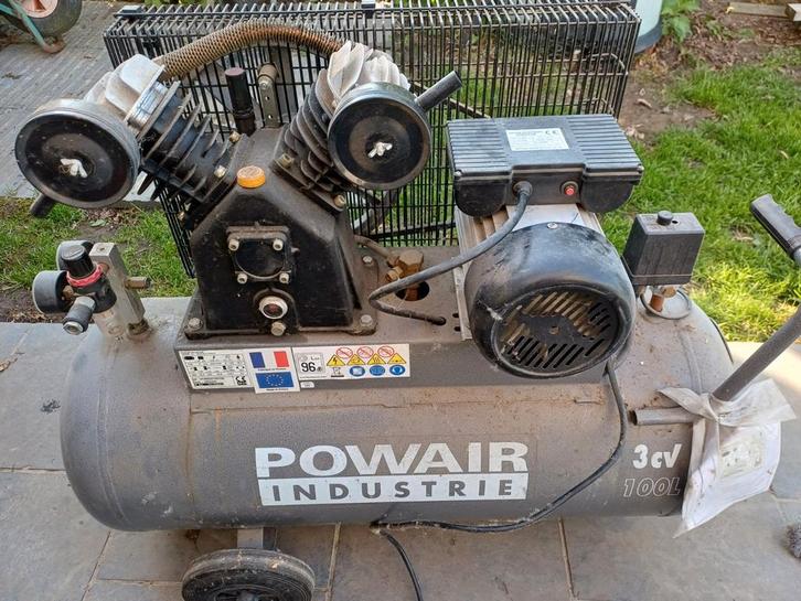 Professionele compressor met 100l vat en 3pk motor 220V, Doe-het-zelf en Bouw, Compressors, Nieuw, 6 tot 10 bar, 100 liter of meer