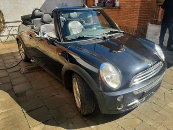 MINI COOPER CABRIO 2006 1600 ESSENCE 179.000 KM AVEC C.TECHN, Autos, Cuir, 4 portes, Cabriolet, Boîte manuelle