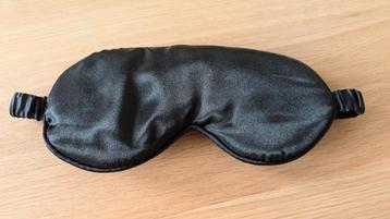 Comfortabel nachtmasker — ideaal om zonder licht te slapen beschikbaar voor biedingen