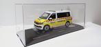 VW T6 1/43 smur ambulance samu 28, Hobby & Loisirs créatifs, Voitures miniatures | 1:43, Enlèvement, Neuf