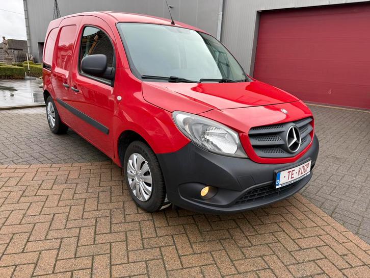 Mercedes Citan met maar 112.000 km, Auto's, Bestelwagens en Lichte vracht, Bedrijf, Te koop, Radio, Diesel, Euro 5, 5 deurs, Handgeschakeld