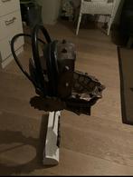 Origineel berenklauw masker van SAW met staander, Ophalen of Verzenden, Zo goed als nieuw