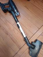 Aspirateur balai AEG Ultimate 8000, Electroménager, Enlèvement, Comme neuf, Réservoir, Aspirateur