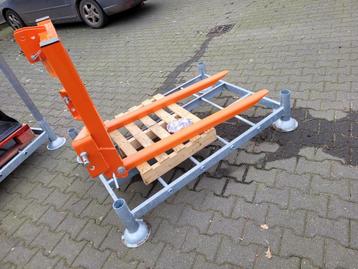 Palletdrager 1000 kg met verstelbare lepels beschikbaar voor biedingen