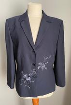 Donkerblauwe blazer met bloemendetail Vera Mont maat 42, Vêtements | Femmes, Vestes & Costumes, Comme neuf, Bleu, Taille 42/44 (L)