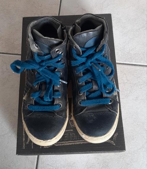 Hoge zwarte lederen schoenen TRACK STYLE maat 33, Kinderen en Baby's, Kinderkleding | Schoenen en Sokken, Gebruikt, Schoenen, Jongen
