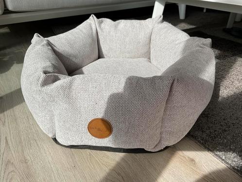 Mand/sofa Jack & Vanilla Timeless, Dieren en Toebehoren, Kattenmanden, Zo goed als nieuw, Polyester, Ophalen