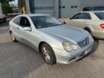 C180 BENZIN AUTOMATIC 2002 AIRCO 220,000KM 0471654764, Auto's, Automaat, Zwart, Bedrijf, Euro 4