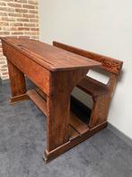 Houten oude schoolbank, Ophalen