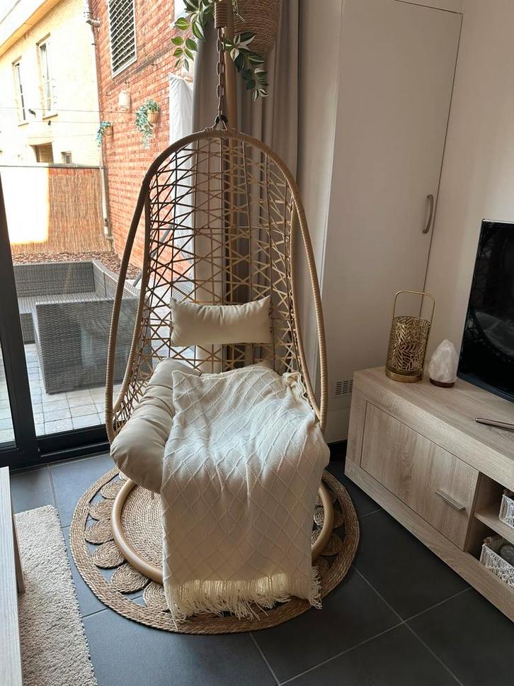Hangstoel beige/lichtbruin, Tuin en Terras, Tuinstoelen, Nieuw, Ophalen