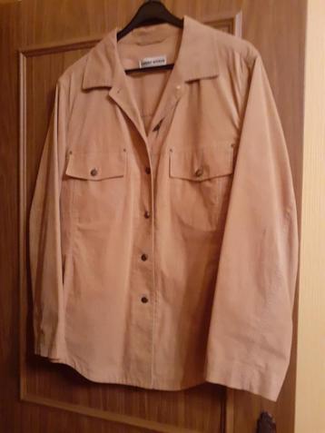 Blouse/veste côtelée couleur camelle - taille 44/46 beschikbaar voor biedingen