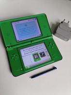 Nintendo Dsi XL verte + R4, Consoles de jeu & Jeux vidéo, Enlèvement ou Envoi, Comme neuf