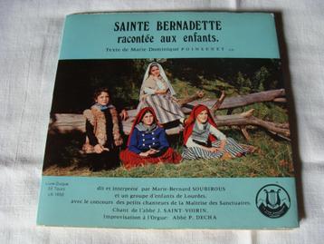 livre avec disque33 tour, histoire Sainte Bernadette vintage beschikbaar voor biedingen