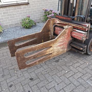 balenklem Papierklem aanbouwdeel heftruck beschikbaar voor biedingen