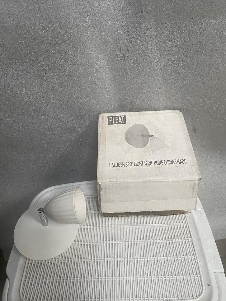 Lot de Luminaires Halogènes blancs neufs, Huis en Inrichting, Lampen | Wandlampen, Nieuw, Glas, Ophalen