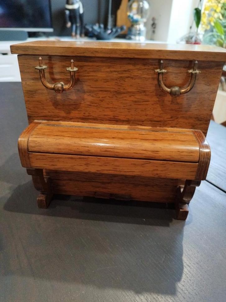 Prachtige palissanderhouten master met opbergvak, Antiek en Kunst, Antiek | Overige Antiek, Ophalen of Verzenden