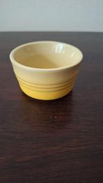 LE CREUSET ramekin geel 7,5cm doorsnede 1 stuk kom kommetje, Neuf, Uni, Enlèvement ou Envoi, Céramique
