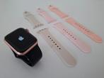 Apple Watch SE 40mm - 32GB - GPS en vele extra's + oplader, Ophalen of Verzenden, GPS, Zo goed als nieuw, Zwart