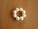 Haarelastiek met dikke witte parels, Ophalen of Verzenden