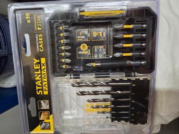Boor en bit set,Stanley. Nieuw. Voor hout, PVC en metaal. beschikbaar voor biedingen