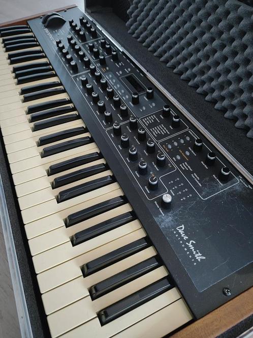 Prophet 08 DSI + op maat gemaakte (hard)case & Mopho DSI +, Muziek en Instrumenten, Synthesizers, Gebruikt, Ophalen