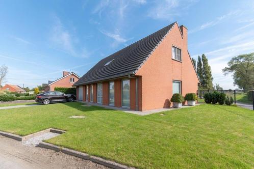 TE KOOP : ruime VILLA met 4 slpks, 2 garages en tuin TIELT, Immo, Huizen en Appartementen te koop, Provincie West-Vlaanderen, 1500 m² of meer