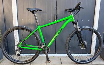 Cannondale Trail 7 29er ~Large~2x9~Vering~Disc~ Nieuwstaat❗ disponible aux enchères