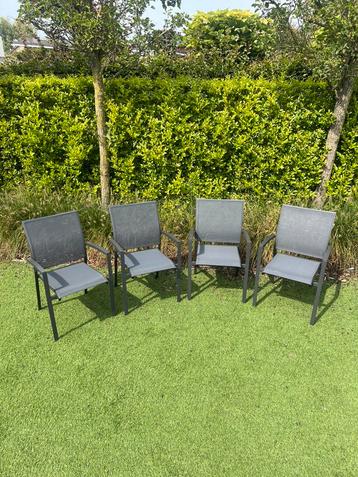 Life Tuinstoelen Zwart 4 stuks stapelbaar beschikbaar voor biedingen