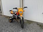 B klasse pitbike, Fietsen en Brommers, Ophalen, Zo goed als nieuw