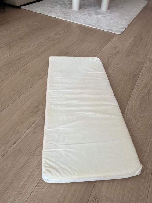 Baby matras voor wiegje + matrasbeschermer, Kinderen en Baby's, Babywiegjes en Ledikanten, Zo goed als nieuw, Wieg, Ophalen