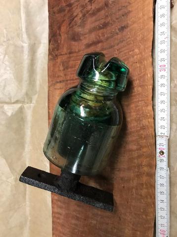 Speciaal antiek decoratief glaswerk  beschikbaar voor biedingen