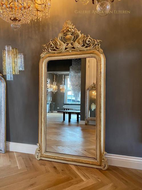 Antieke Franse spiegel met een kuif, 19e eeuw, Antiek en Kunst, Antiek | Spiegels, 50 tot 100 cm, 150 tot 200 cm, Overige vormen