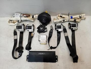 AIRBAG SET Volkswagen Golf VI (5K1) (01-2008/11-2013) beschikbaar voor biedingen
