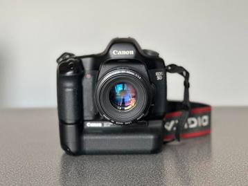 Canon 5D met grip + EF50 f1.4 beschikbaar voor biedingen