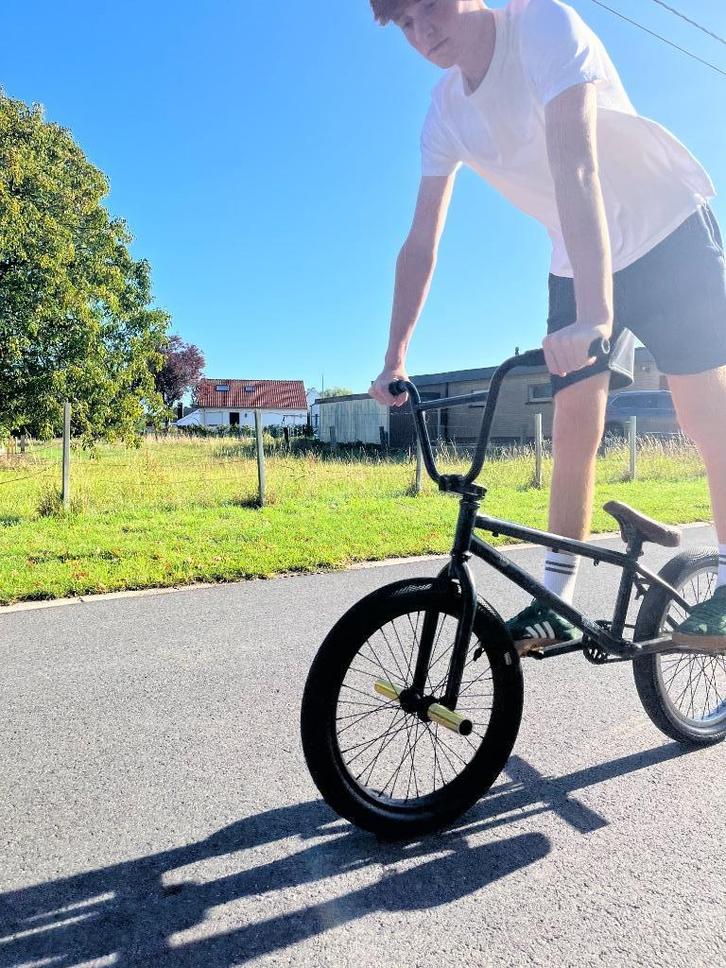 bmx — Wethepeople, Fietsen en Brommers, Fietsen | Crossfietsen en BMX, Gebruikt, 20 tot 24 inch, Stuur 360° draaibaar, Voetsteunen