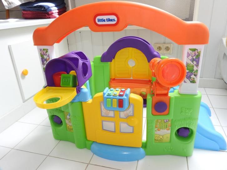 Te koop: speelhuisje voor kruipers, Kinderen en Baby's, Speelgoed | Buiten | Speelhuisjes, Zo goed als nieuw, Kunststof, Ophalen